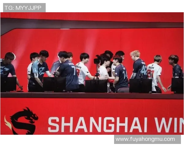 Top Esports战队奋勇出击逐梦赛场展现巅峰实力魅力 Top Esports战队奋勇出击逐梦赛场展现巅峰实力魅力