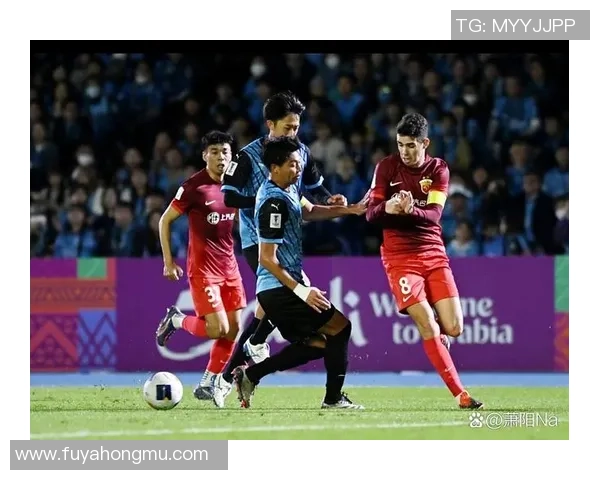 全新赛事对决:顶级球员激战激烈赛场,谁将笑到最后夺冠? 全新赛事对决:顶级球员激战激烈赛场,谁将笑到最后夺冠?